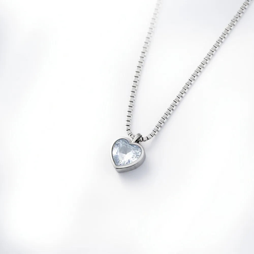 SILVER LINE OGRLICA BELO KRISTALNO SRCE