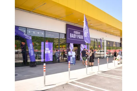 PRODAVNICA 955 AVA SHOPING PA