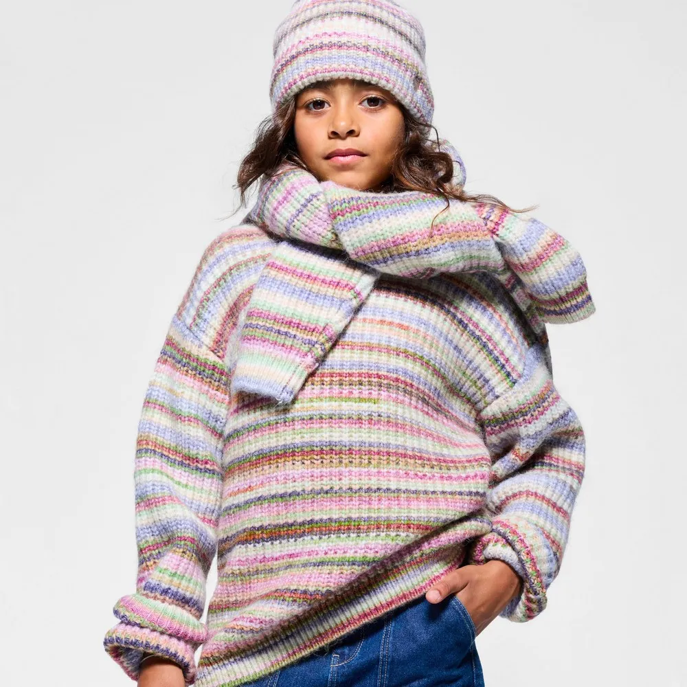 OKAIDI DZEMPER PASPACE 