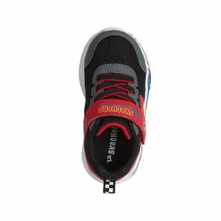SKECHERS PATIKE PLAY SCENE 