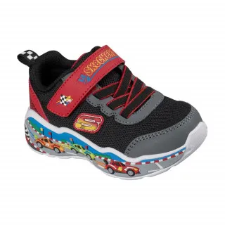 SKECHERS PATIKE PLAY SCENE 