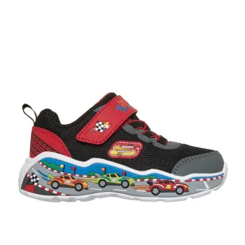 SKECHERS PATIKE PLAY SCENE 