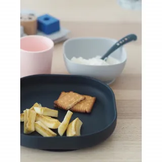 BEABA SILIKONSKI SET ZA JELO 4 DELA NIGHT BLUE 