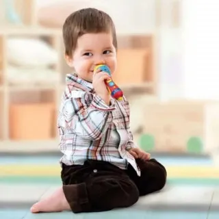 CLEMENTONI BABY MIKROFON 