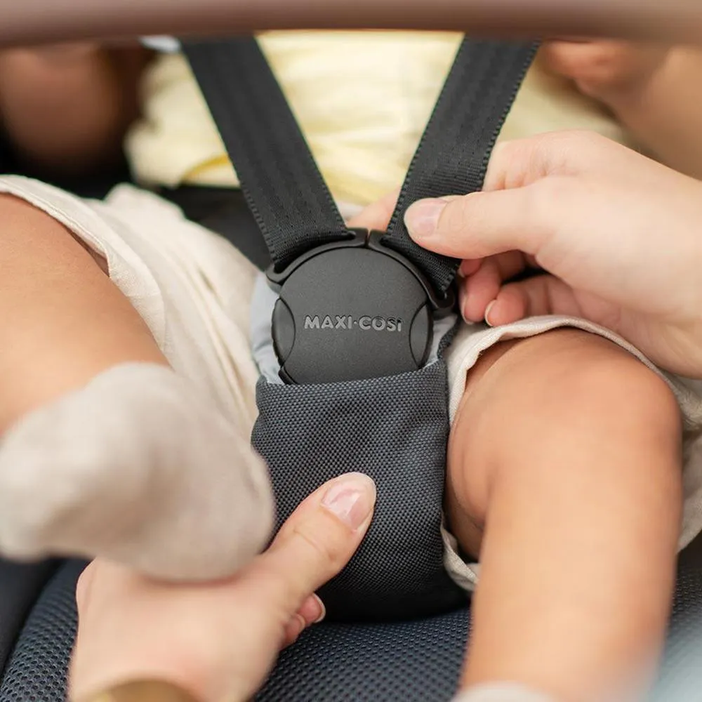 MAXI COSI KOLICA ADORRA2 ESSENTIAL GRAPHITE