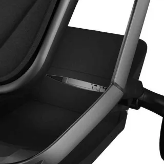 MAXI COSI KOLICA FAME TWILLIC BLACK