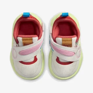 NIKE PATIKE TEAM HUSTLE D 11 LIL TD