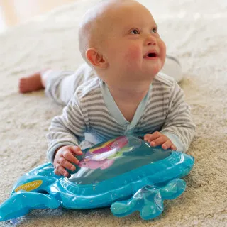 INFANTINO BEBI PODLOGA SA VODENIM PUNJENJEM 206685 