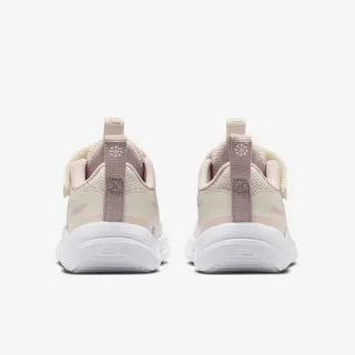 NIKE PATIKE NIKE COSMIC RUNNER 