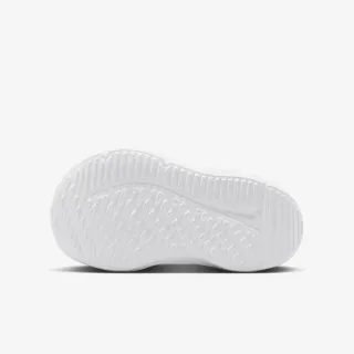 NIKE PATIKE NIKE COSMIC RUNNER 