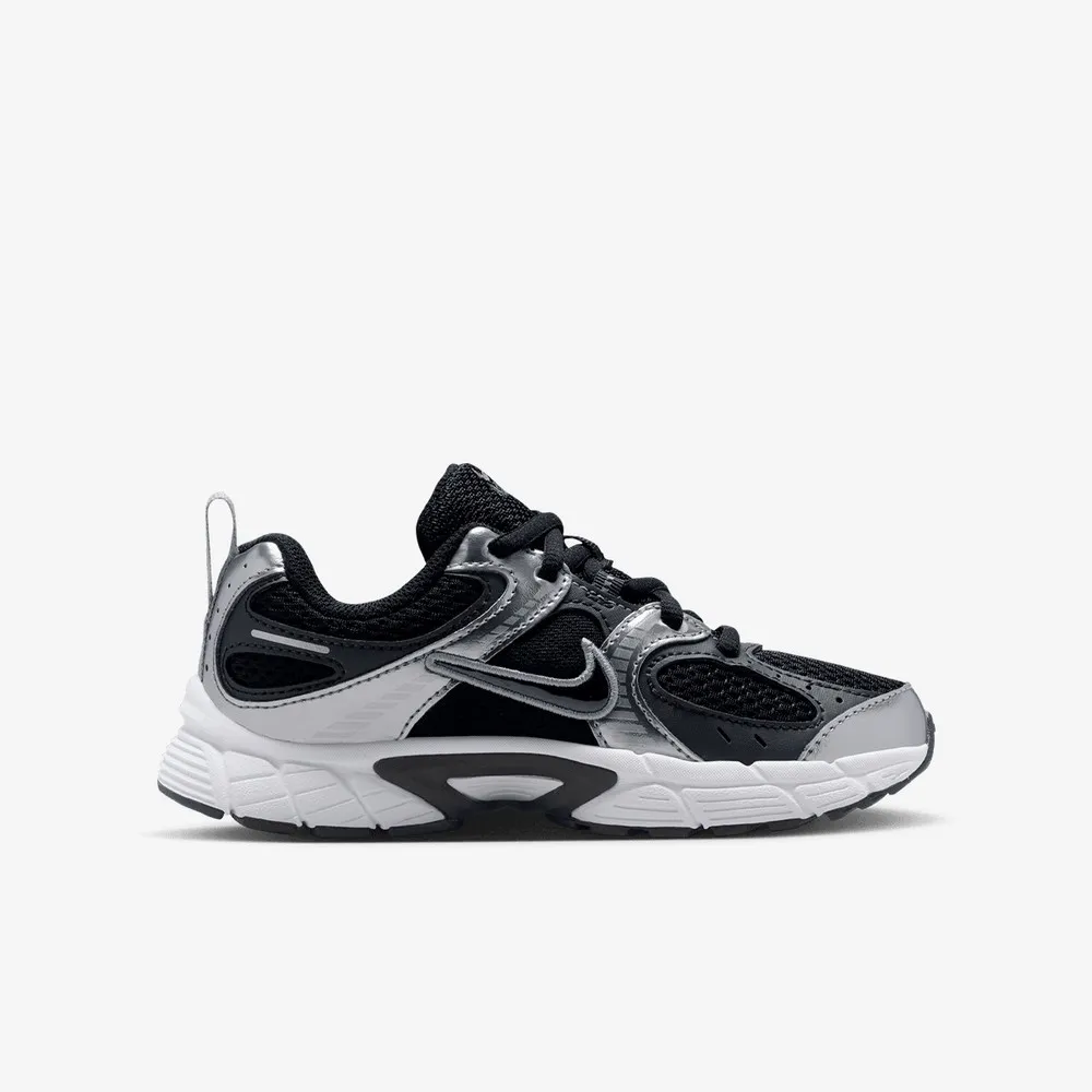 NIKE PATIKE V5 RNR LACE 