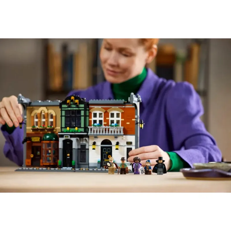 LEGO ICONS SHERLOCK HOLMES BOOK NOOK