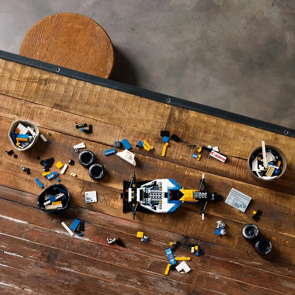 LEGO ICONS WILLIAMS RACING FW14B AND NIGEL MANSELL