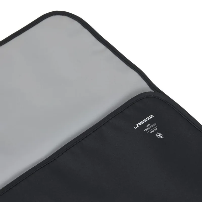 LASSIG TORBA SA PODLOGOM ZA PRESVLACENJE BLACK