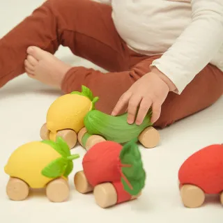 OLI&CAROL GLODALICA PEPINO THE CUCUMBER BABY AUTOMOBIL 