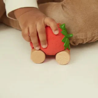 OLI&CAROL GLODALICA SWEETIE THE STRAWBERRY BABY AUTOMOBIL